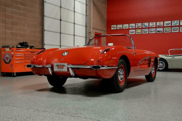 Chevrolet Corvette 1960 image number 22