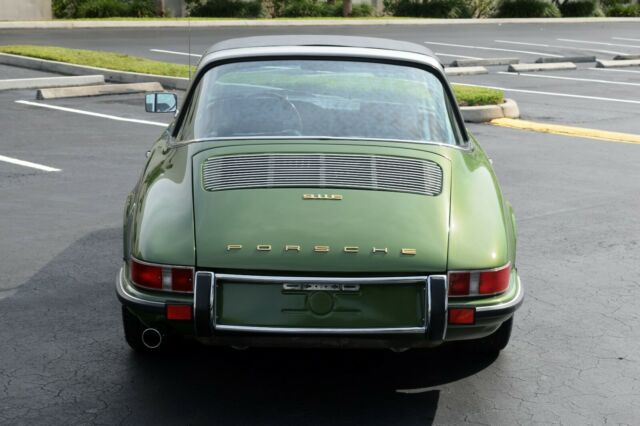 Porsche 911 1970 image number 32