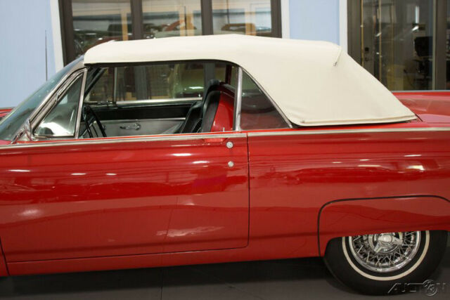 Ford Thunderbird 1962 image number 15