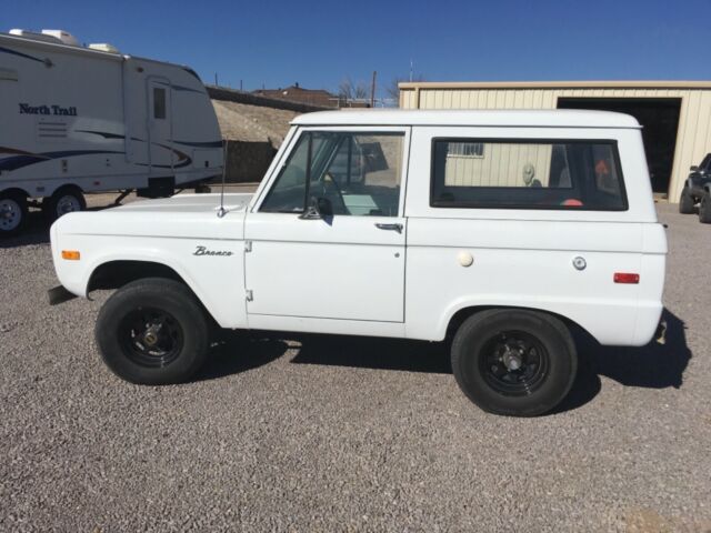 Ford Bronco 1971 image number 0