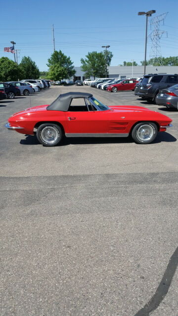 Chevrolet Corvette 1963 image number 22