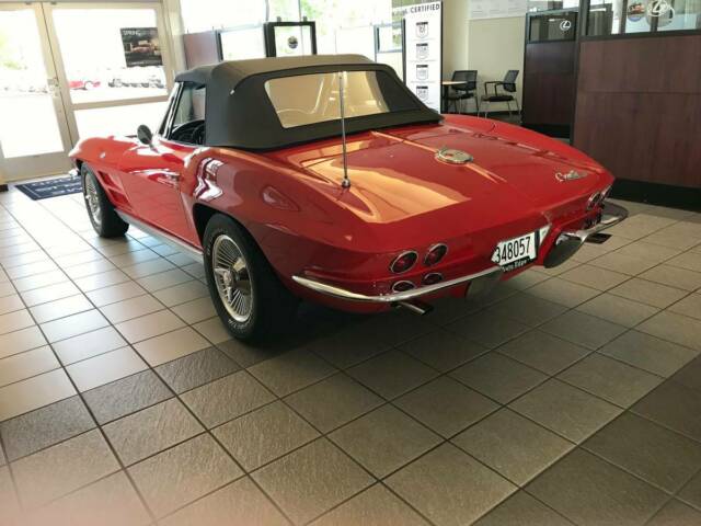 Chevrolet Corvette 1963 image number 30