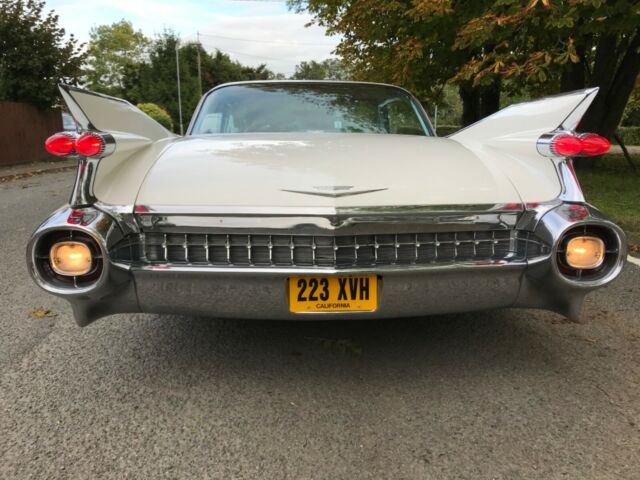 Cadillac DeVille 1959 image number 26