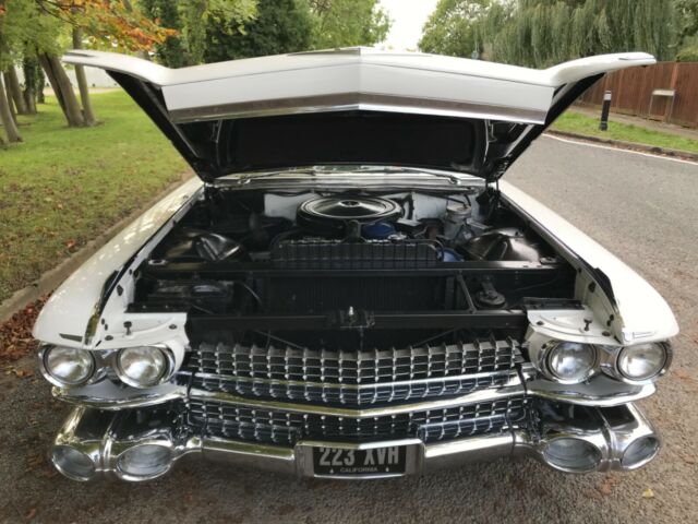 Cadillac DeVille 1959 image number 27