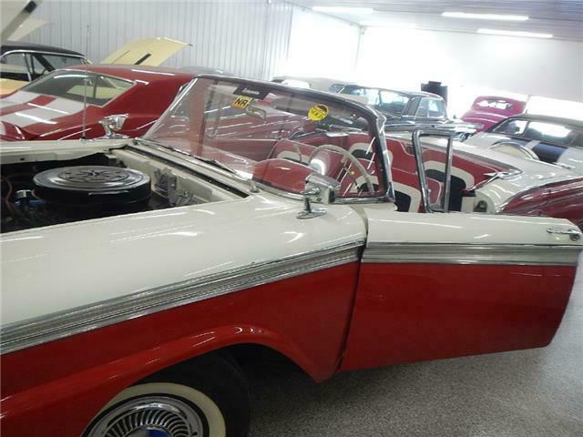 FORD FAIRLANE 500 SKYLINER 1959 image number 0