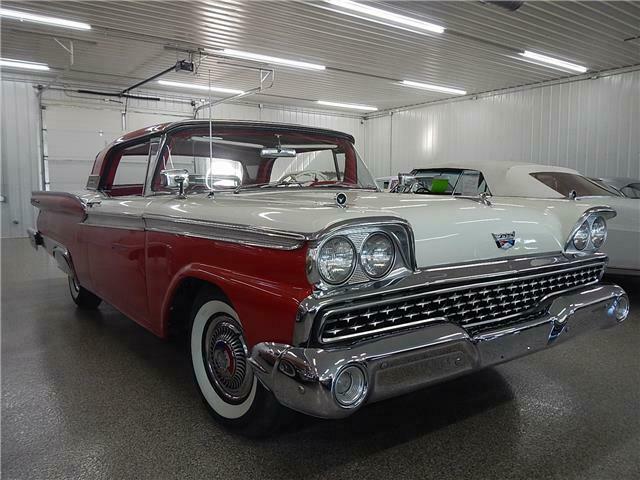 FORD FAIRLANE 500 SKYLINER 1959 image number 1