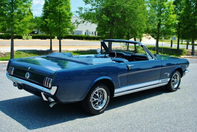 Ford Mustang 1965 image number 11