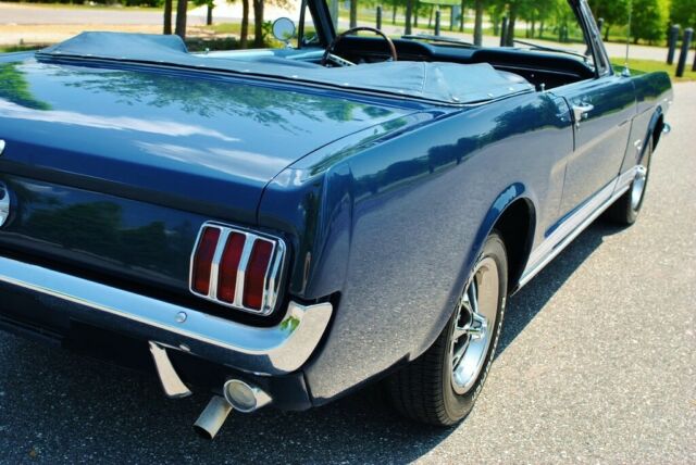 Ford Mustang 1965 image number 13