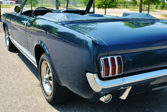 Ford Mustang 1965 image number 14