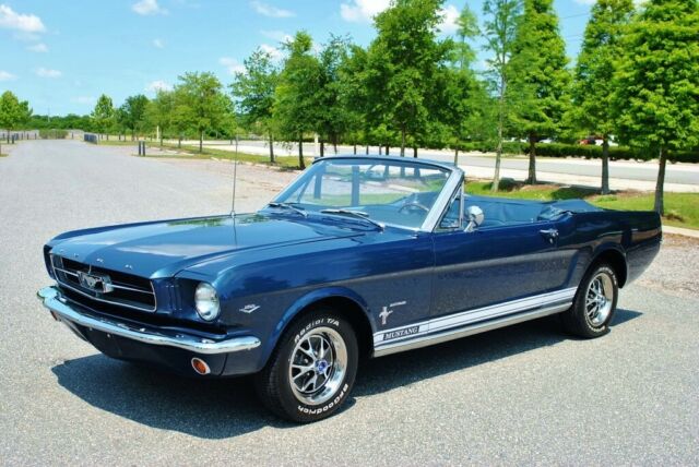 Ford Mustang 1965 image number 19