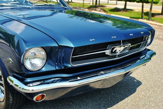 Ford Mustang 1965 image number 23