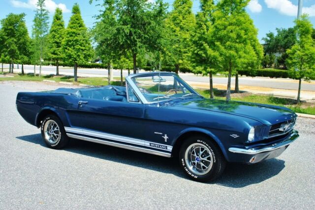 Ford Mustang 1965 image number 33