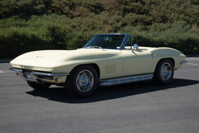 Chevrolet Corvette 1967 image number 23