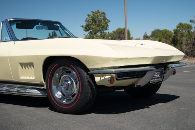 Chevrolet Corvette 1967 image number 43