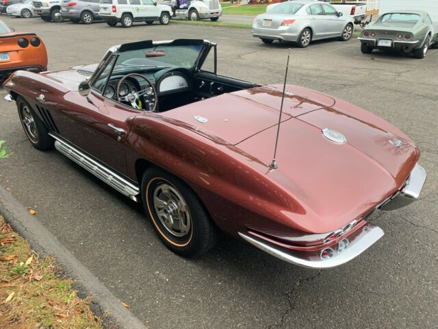 Chevrolet Corvette 1966 image number 27