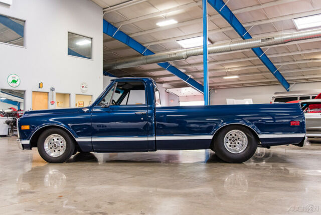 Chevrolet C10 1971 image number 2