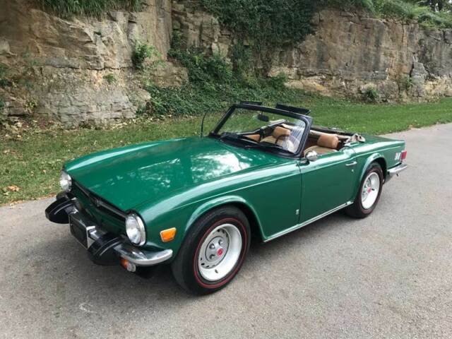 Triumph TR-6 1975 image number 24