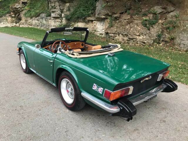 Triumph TR-6 1975 image number 3