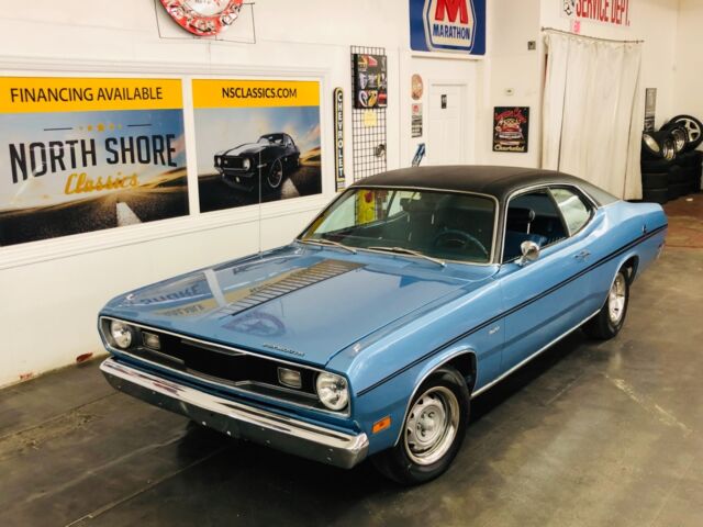 Plymouth Duster 1970 image number 24