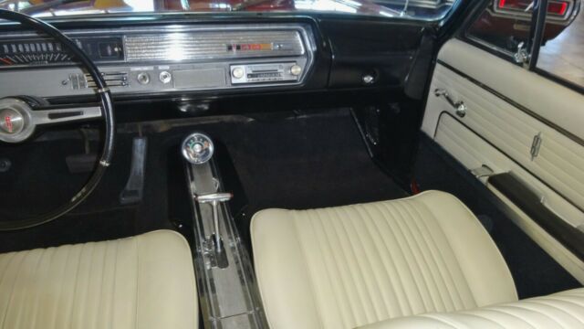 Oldsmobile 442 1965 image number 28