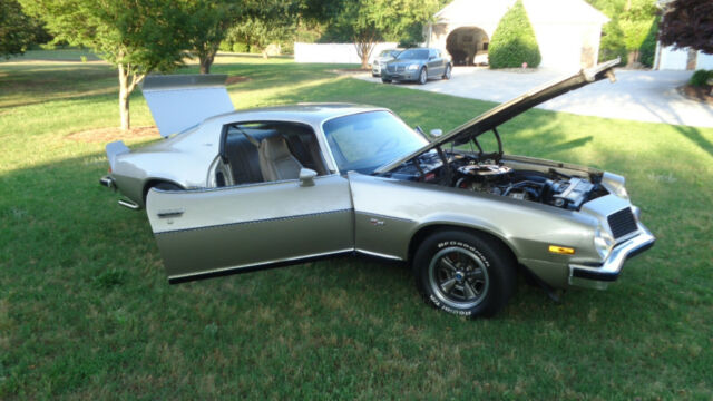 Chevrolet Camaro 1974 image number 1