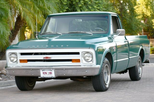 Chevrolet C-10 1967 image number 0