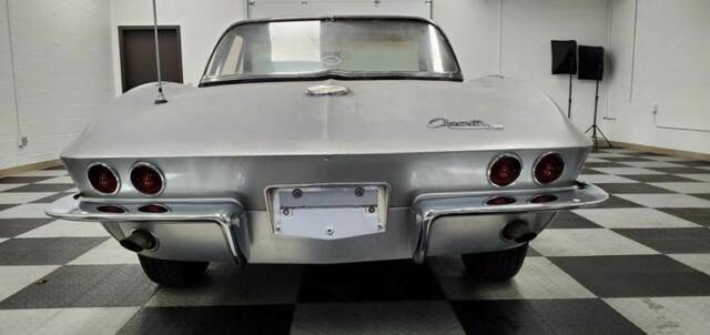 Chevrolet Corvette 1963 image number 31