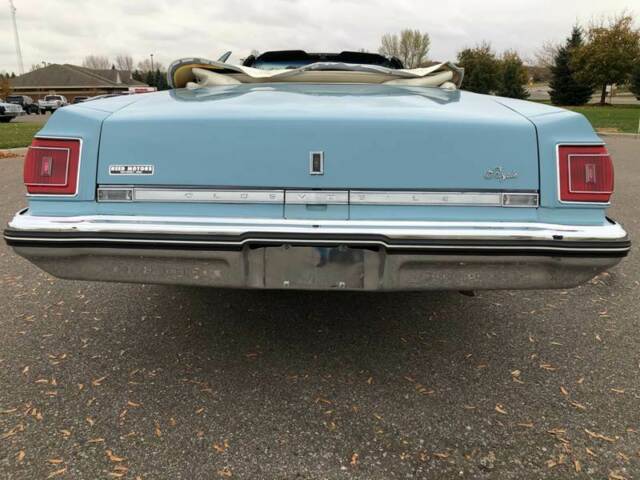 Oldsmobile Eighty-Eight 1975 image number 3