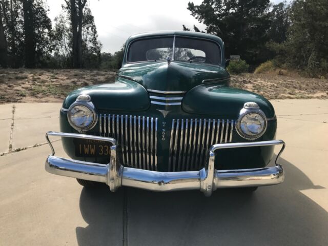 DeSoto CUTOM COUPE 1941 image number 14