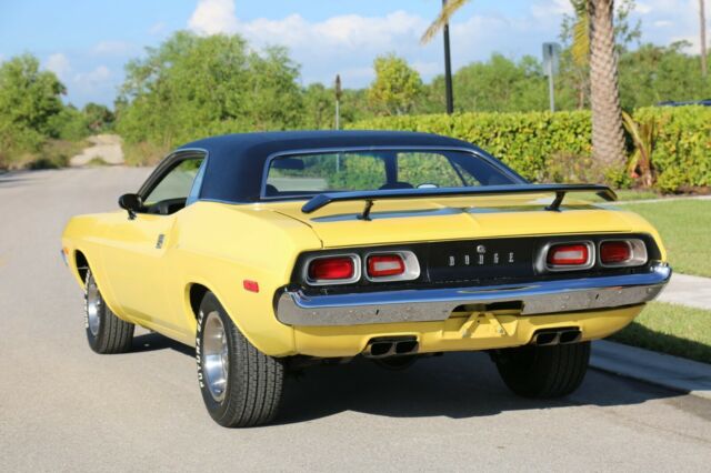 Dodge Challenger 1973 image number 32