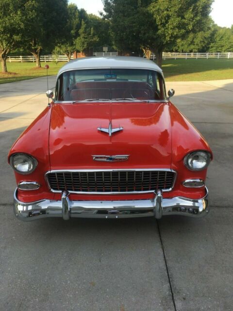 Chevrolet Bel Air/150/210 1955 image number 2