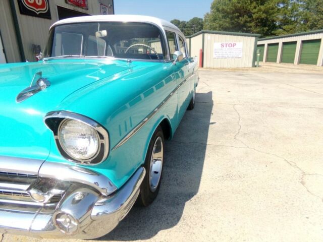 Chevrolet Bel Air/150/210 1957 image number 32