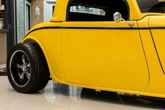 Ford Roadster 1933 image number 22