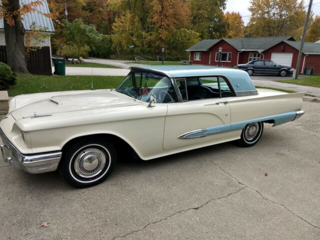 Ford Thunderbird 1959 image number 23