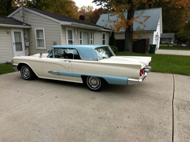 Ford Thunderbird 1959 image number 25