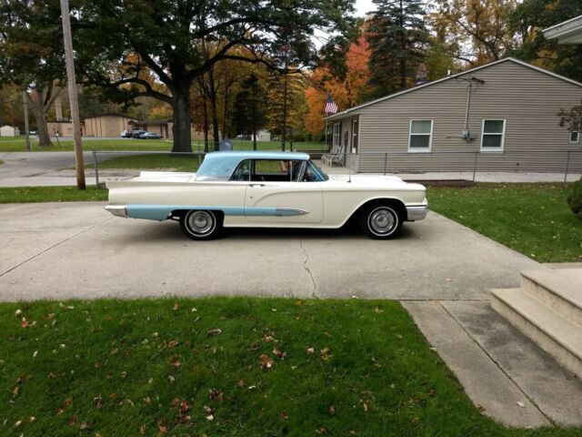 Ford Thunderbird 1959 image number 26