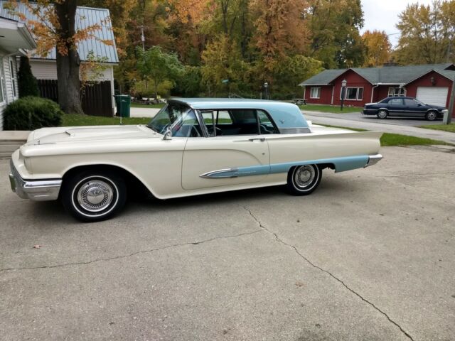 Ford Thunderbird 1959 image number 27