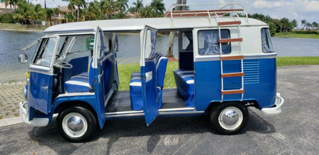 Volkswagen Bus/Vanagon 1975 image number 0