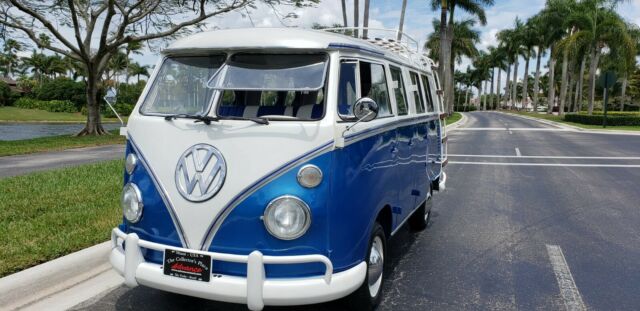 Volkswagen Bus/Vanagon 1975 image number 1