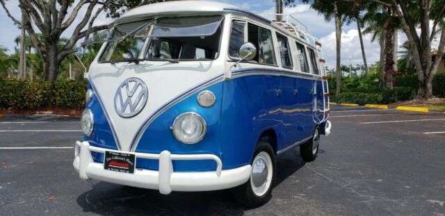 Volkswagen Bus/Vanagon 1975 image number 13