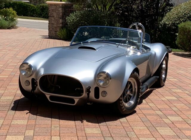 Ford Cobra 1965 image number 14