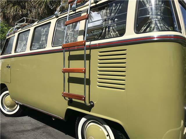 Volkswagen Bus/Vanagon 1974 image number 11