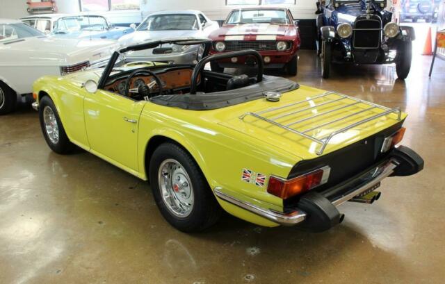 Triumph TR-6 1976 image number 20