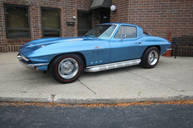 Chevrolet Corvette 1966 image number 1