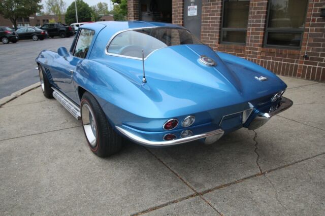 Chevrolet Corvette 1966 image number 26