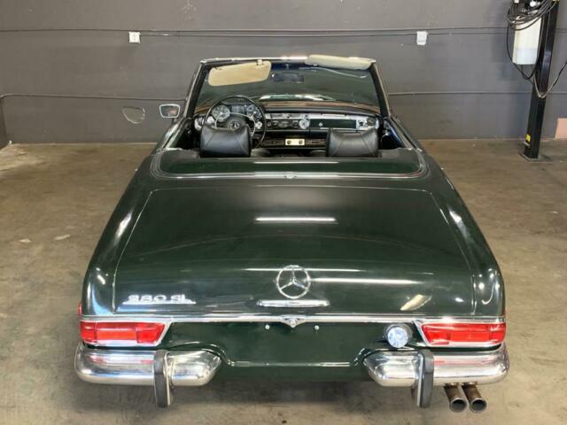 Mercedes-Benz SL-Class 1968 image number 32