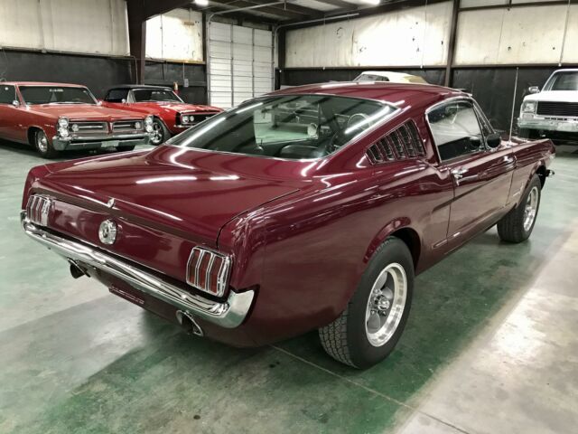 Ford Mustang 1965 image number 4