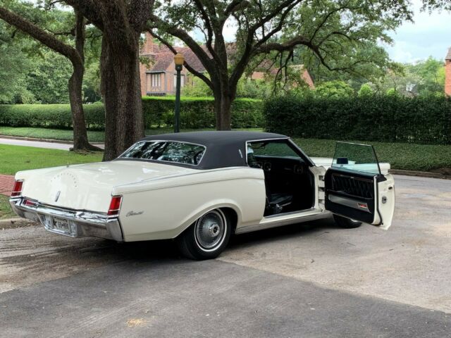 Lincoln Mark Series 1969 image number 23