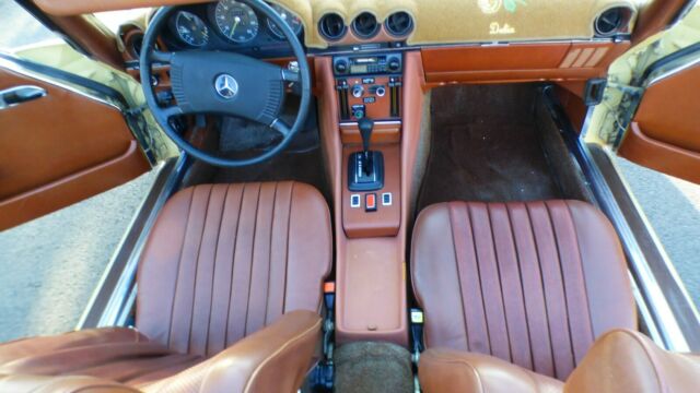 Mercedes-Benz SL-Class 1974 image number 15