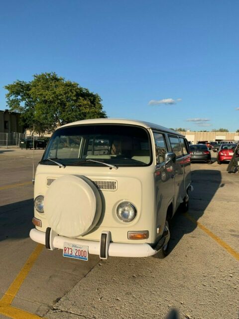 Volkswagen Bus/Vanagon 1970 image number 18